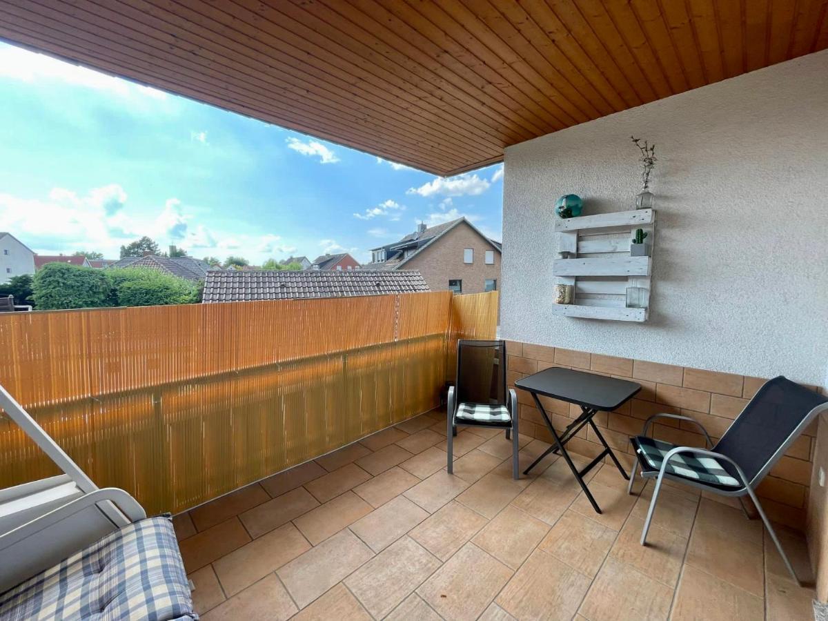 Easystay#4 Home Cinema Ferienwohnung In Kliniknaehe Mit Balkon, Boxspringbett & Netflix Bad Oeynhausen Exterior photo
